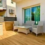 Holiday home Nanas *